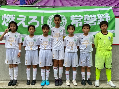 U12